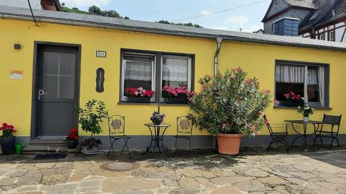 One-Bedroom Holiday Home