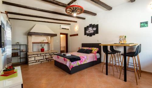 One-Bedroom House