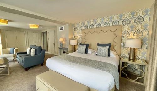 Ash Suite