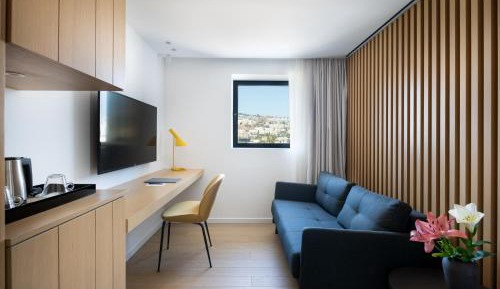 Suite with City View
