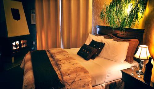 Queen Suite with Terrace