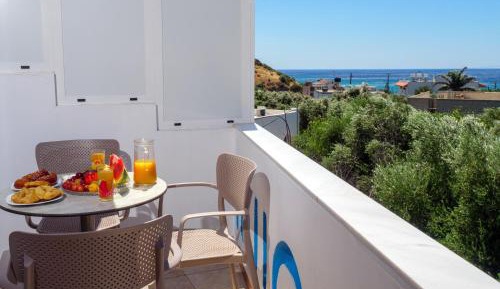 Studio Apartment with Sea View