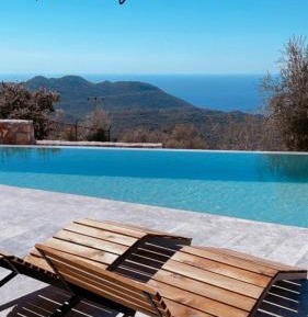 Villa Xanthos with Jaccuzzi - Notos Club 