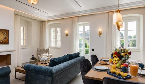 Deluxe Suite with Sea View