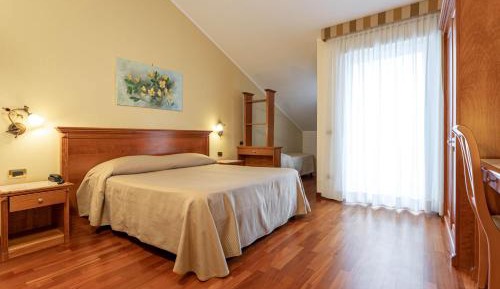 Triple Room with Terrace