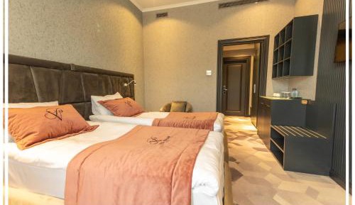 Twin Room with Balcony