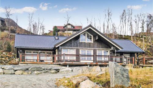 Four-Bedroom Holiday Home