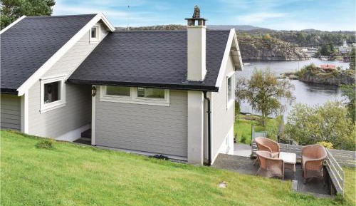 Two-Bedroom Holiday Home
