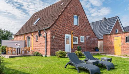Three-Bedroom Holiday Home 