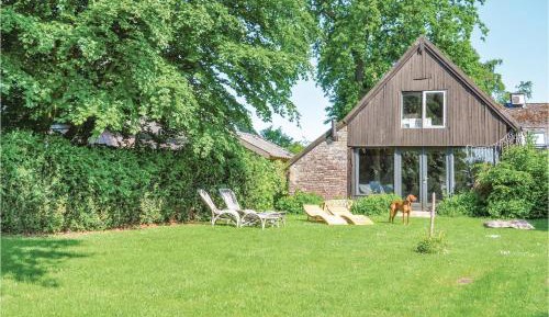 Three-Bedroom Holiday Home 
