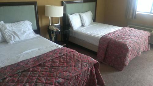 Double Room with Two Double Beds - Smoking