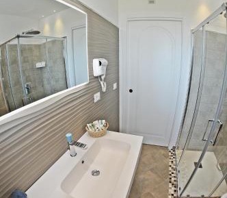 Deluxe Double or Twin Room with Balcony