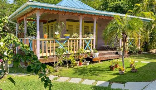 Bungalow with Sea View