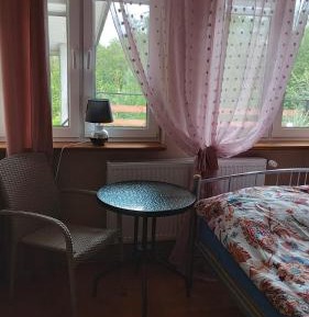 Deluxe Double Room (2 Adults + 1 Child)