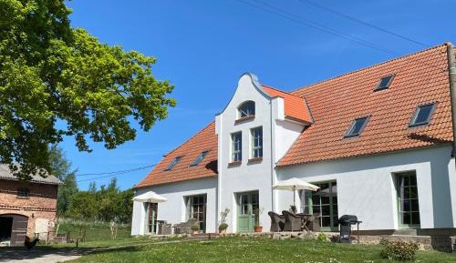 Apartment with Shower