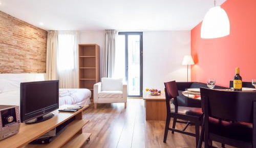 Studio (2 Adults)