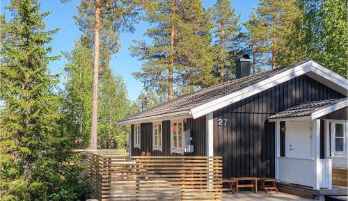 Three-Bedroom Holiday Home 