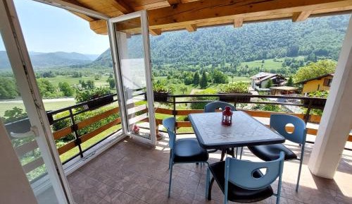  One-Bedroom Apartment with Balcony