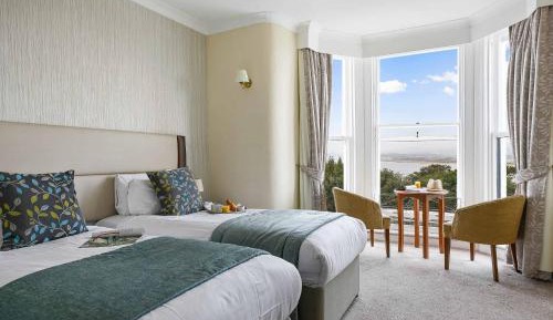 Twin Room with Sea View