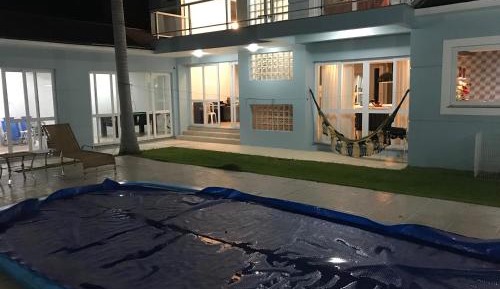 Quadruple Room with Private Bathroom