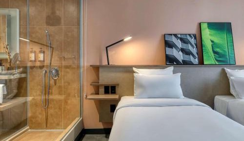Executive Room with Two Twin Beds
