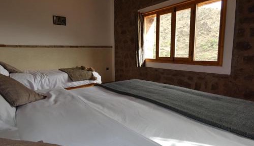 Triple Room with Mountain View