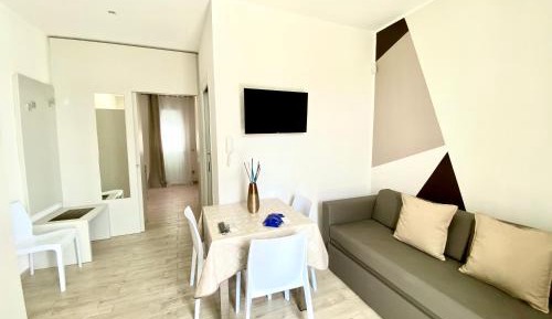 Apartment with Garden View