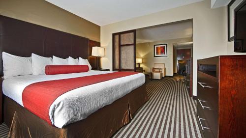 King Suite with Sofa Bed - Non Smoking