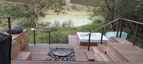 Apartment with Lake View