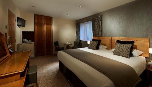 Standard Double Room with King-size Bed