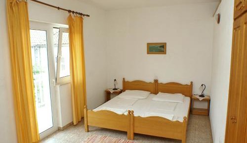 Studio with Balcony
