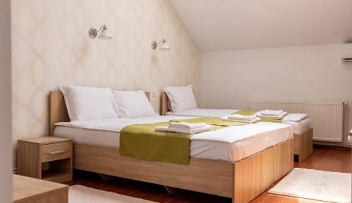 Triple Room with Private Bathroom