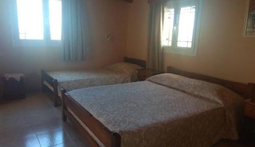 Basic Triple Room