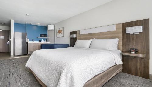 King Suite with Spa Bath