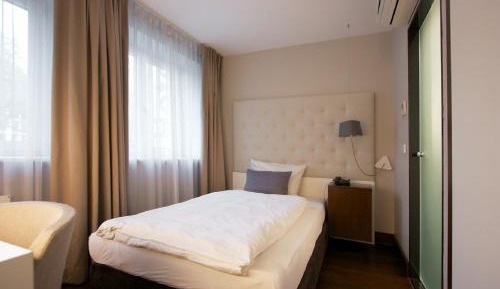 Classic Single Room