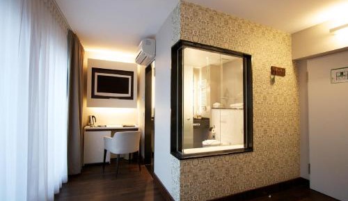 Premium Single Room
