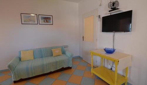 Two-Bedroom Apartment with Terrace and Sea View