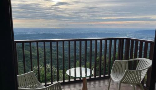 Quadruple Room with Mountain View