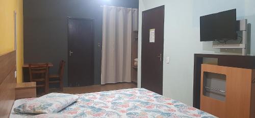 Economy Triple Room