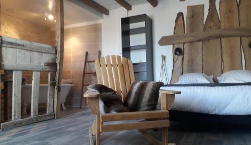 Deluxe Double Room with Bath