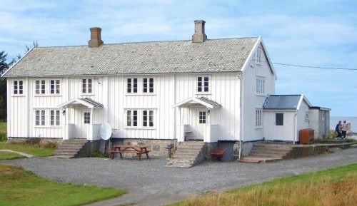 Six-Bedroom Holiday Home