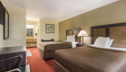 Double Room with Two Double Beds - Smoking