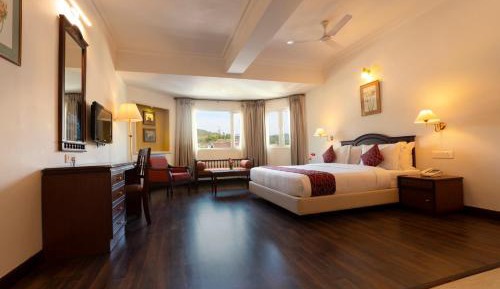 Family Room with Mountain View