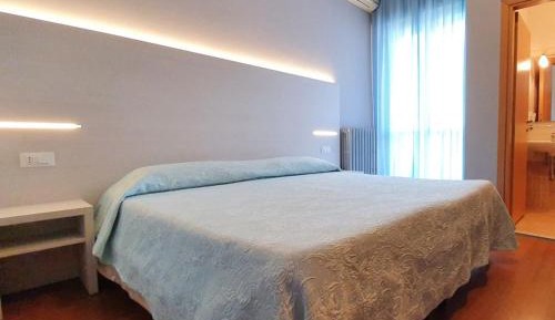 Double or Twin Room with Private Bathroom