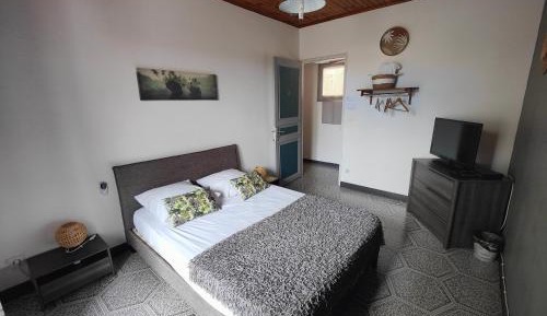 Zoizo Belier (un lit double pour 2 personnes et 2 lits doubles pour 4 personnes)