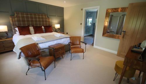 Deluxe King Room