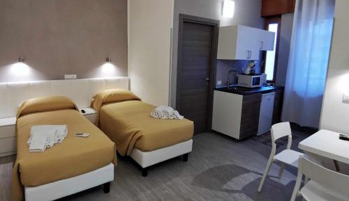 Twin Room with Private Bathroom