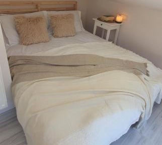 Double Room with Mountain View
