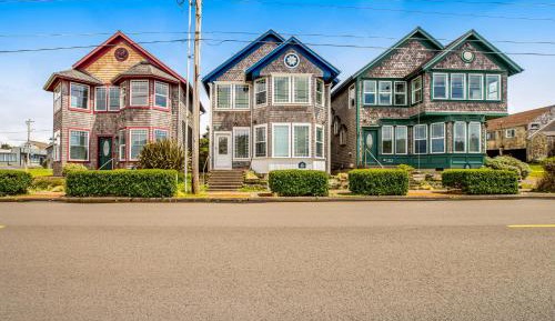Four bedroom holiday home 