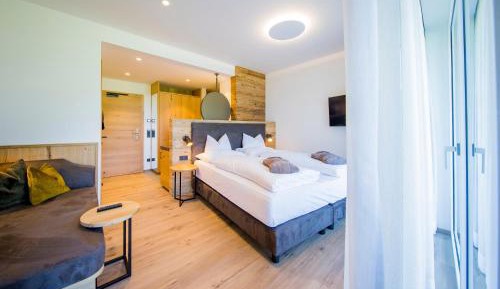 Double Room with Terrace - Annex